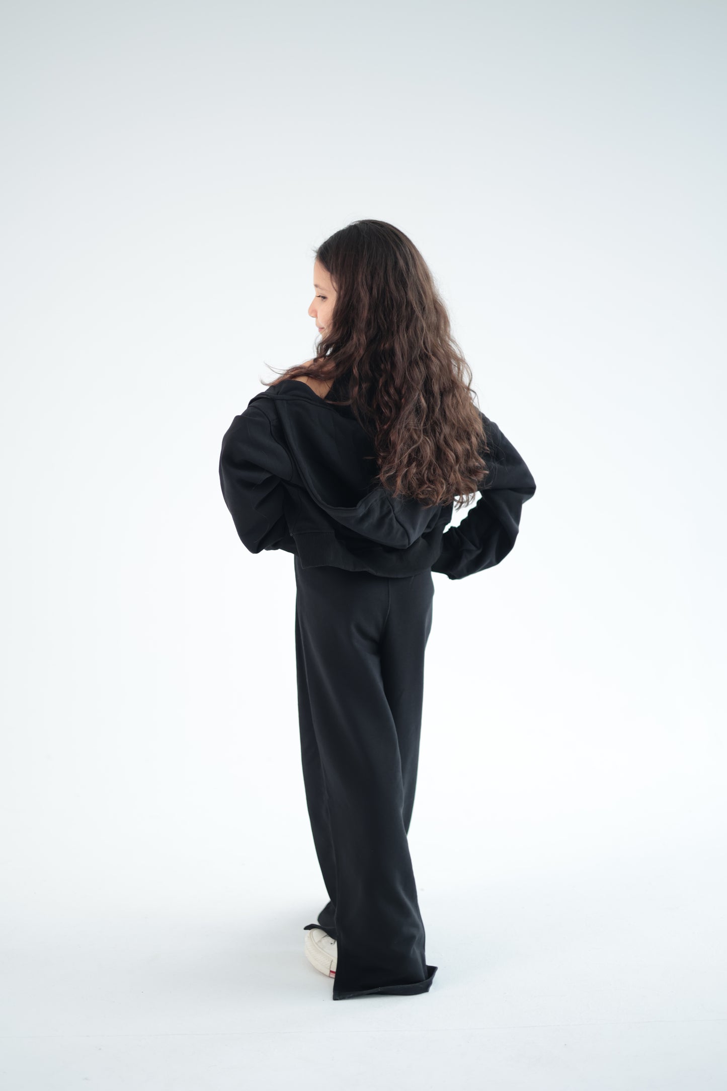 BLACK SET