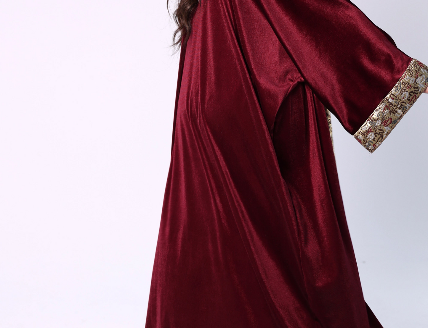 Qamar Burgundy Kaftan