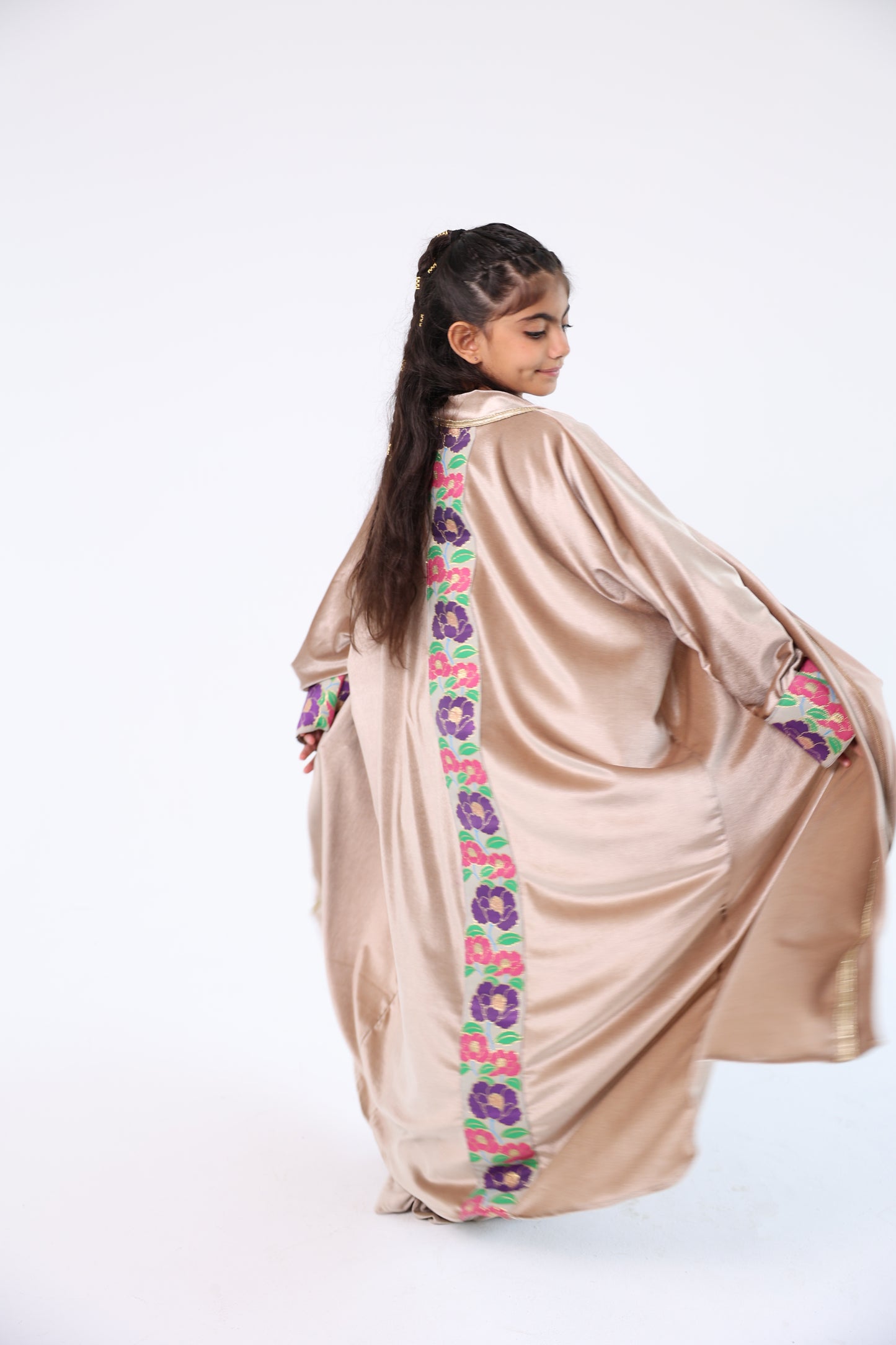 Noor Al-Layl Kaftan