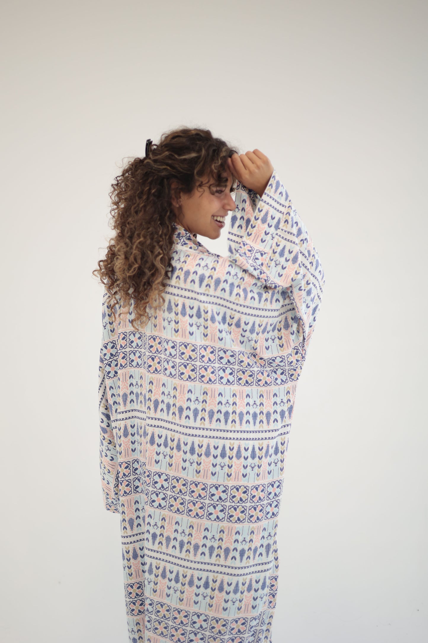 MATCHING Woman's kaftans WIth Pants